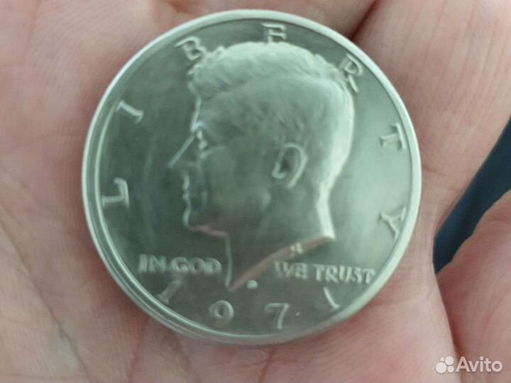 Монета США в 50 центов