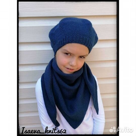 Вязаный комплект для девочки