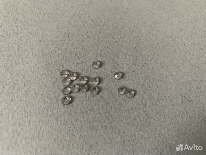 Стразы клеевые новое Стразы для рукоделия