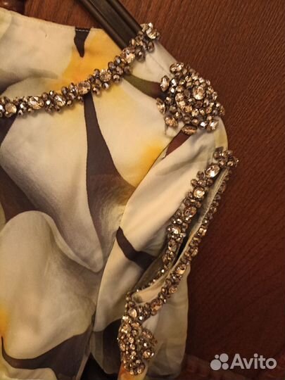 Платье праздничное женское 44