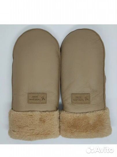 Варежки женские