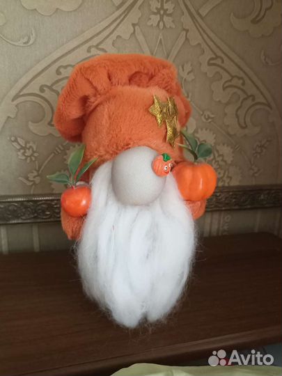 Новогодний гном