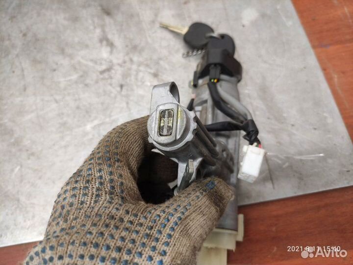 Замок зажигания Hyundai Santa Fe 2 D4HB 2010