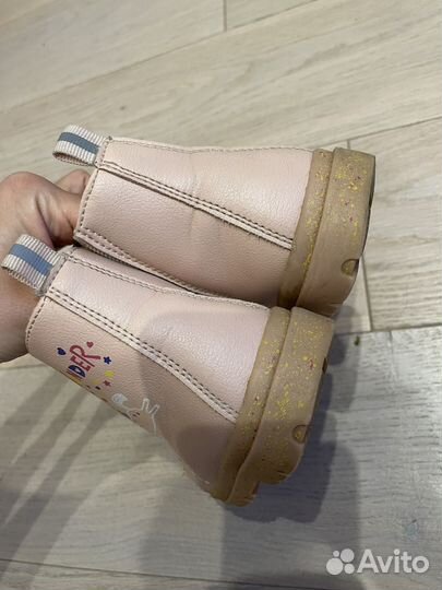 Ботинки на осень розовые 26 размер