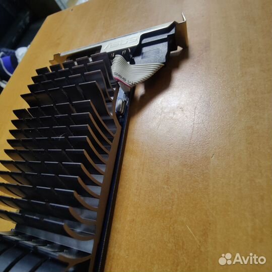 Видеокарта GT610