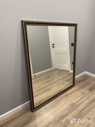 Зеркало с рамой