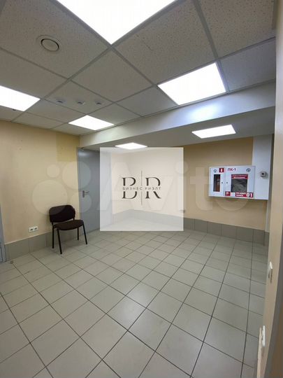 ТК 2 этаж отличный трафик охрана парковка 17.1 м²