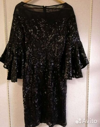 Платье Calvin Klein оригинал, размер М