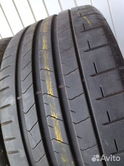 Pirelli P Zero PZ4 245/30 R20 90Y