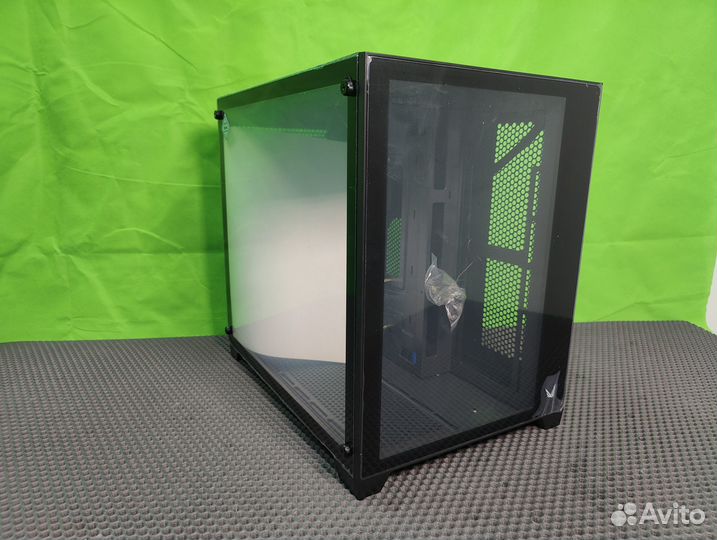 Formula Crystal Z5 Black Midi Tower Mini-ATX