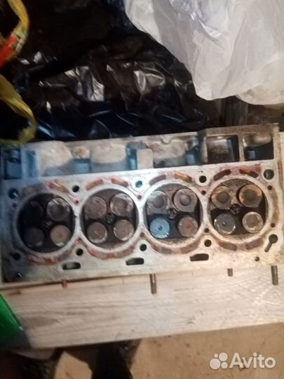 Головка блока цилиндров 16 клапанный