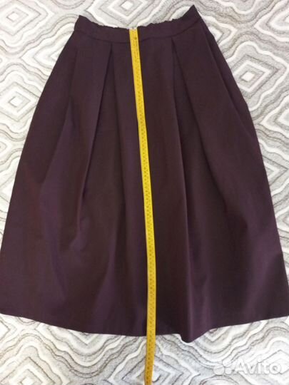 Юбка ниже колена