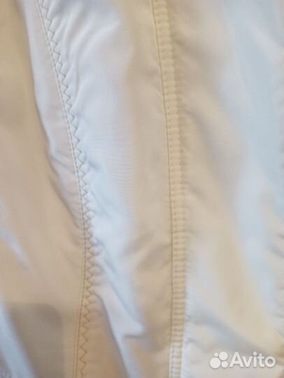 Белоснежная жилетка Gelco