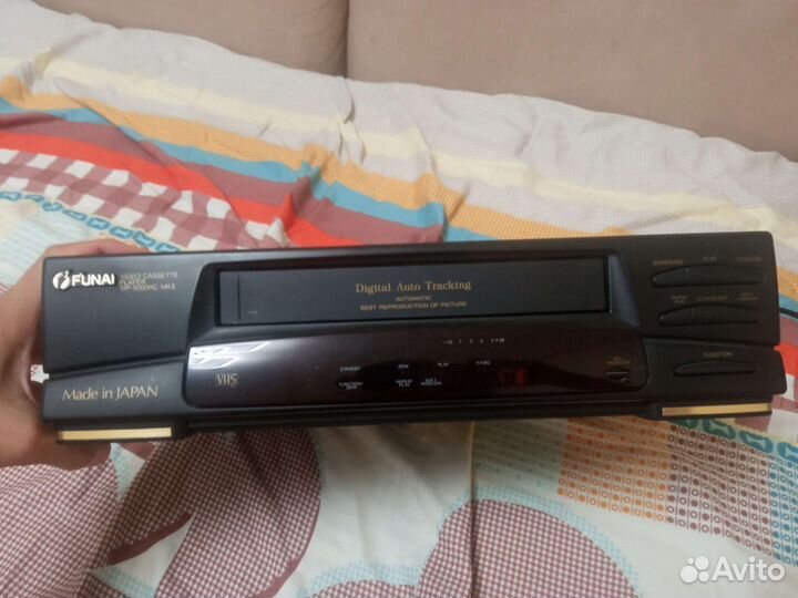 Видеомагнитофон кассетный Funai