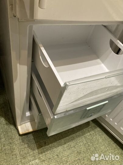 Холодильник liebherr бу работающий