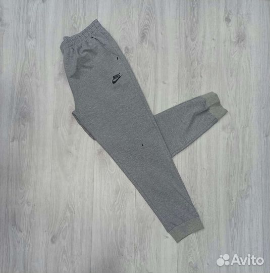 Сповртивные костюмы великан