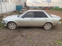 Toyota Carina 1.6 MT, 1991, битый, 300 000 км, с пробегом, цена 150 000 руб.