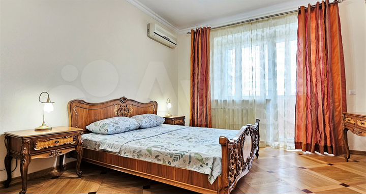 3-к. квартира, 90 м², 4/9 эт.