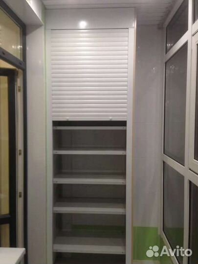 Шкаф с рольставнями на балкон по вашему эскизу