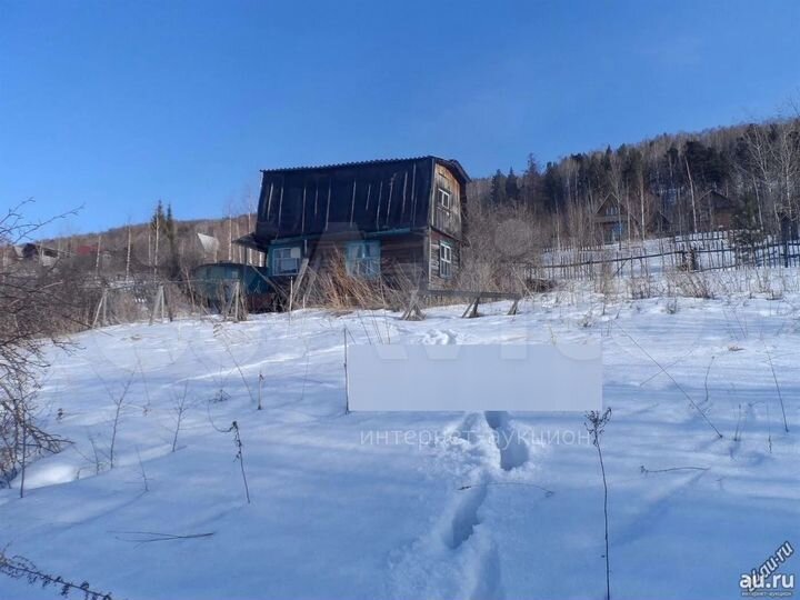 Дача 20 м² на участке 6 сот.