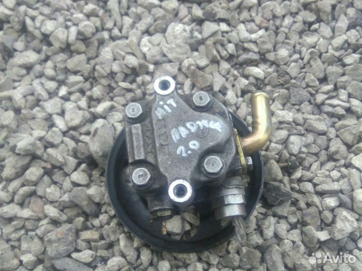 Насос гур Митсубиси Паджеро