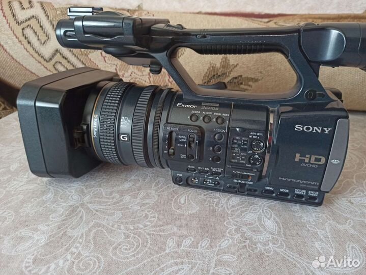 Видеокамера sony