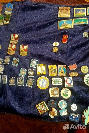 Коллекция значков времен СССР