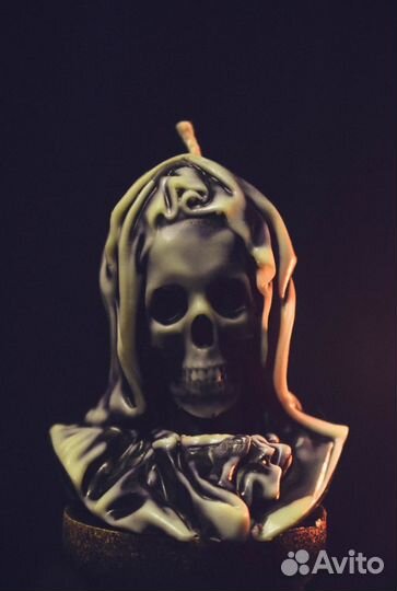 Ритуальная свеча «Темная защита»