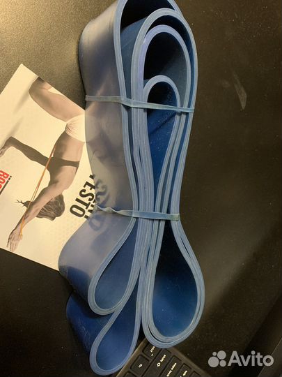 Эластичная петля Rocktape синяя экстрасильная