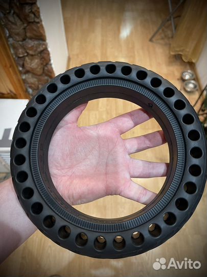 Шина (перфор) для самоката Xiaomi M365