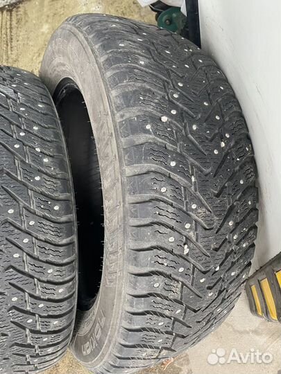 Nokian Tyres Hakkapeliitta 8 SUV 235/60 R18 107T