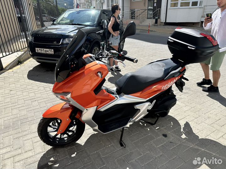 Аренда прокат скутеров мопедов