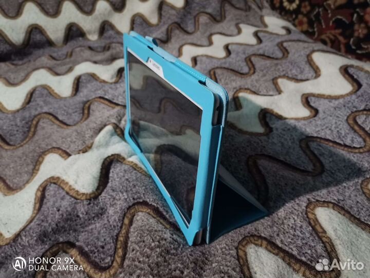 Планшет lenovo