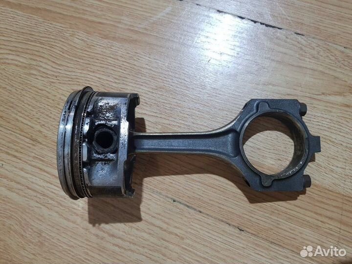 Поршень с шатуном Jaguar X-Type X400 AJ30 2003