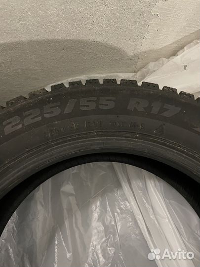 Pirelli Formula Ice 225/55 R17