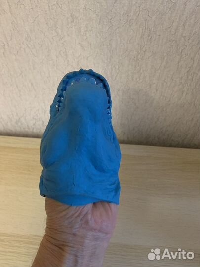 Игрушка голова динозавра резиновая на руку