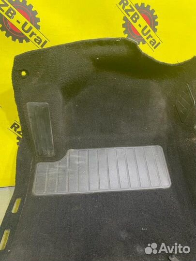 Ковролин пола Nissan Patrol Y62 Y62 5.6 2011