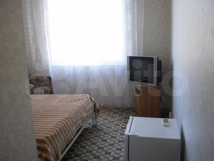 Комната 16 м² в 4-к., 1/2 эт.