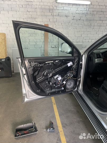 Стеклоподъемник touareg