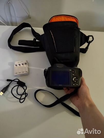 Sony cyber shot dsc H300