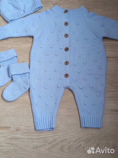 Вязаный комплект на выписку для мальчика