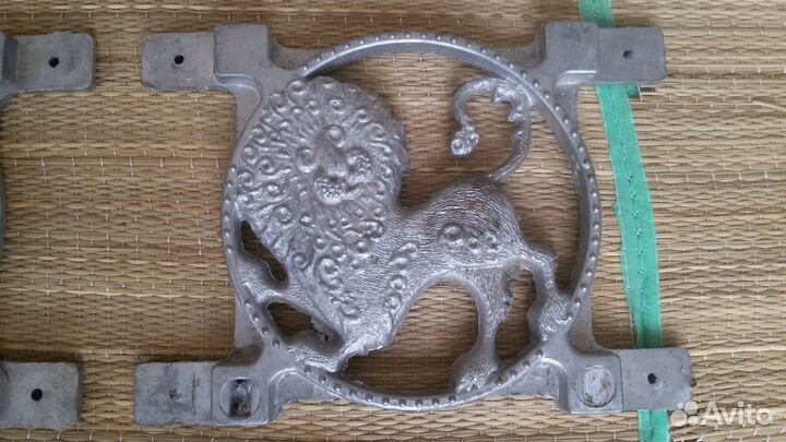 Накладные украшения 70-хх годов