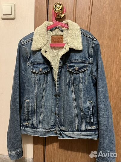 Джинсовая куртка levis