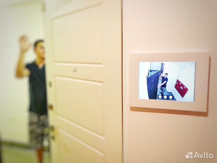 Домофон семьяподзащитой