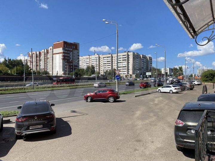 Первая линия проспект победы, 180 м²