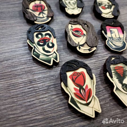 Значок из натурального дерева Waf-Waf Лица