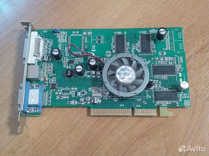 Видеокарта radeon 9600PRO 128MB