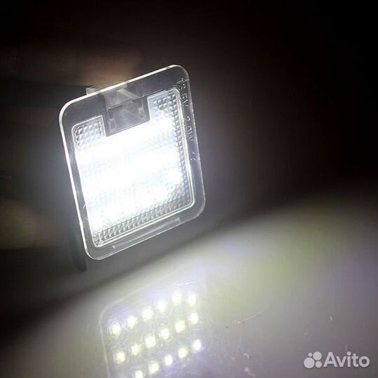 Подсветка в зеркала для Ford