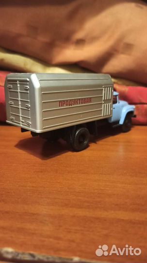 Модель грузовика ЗИЛ