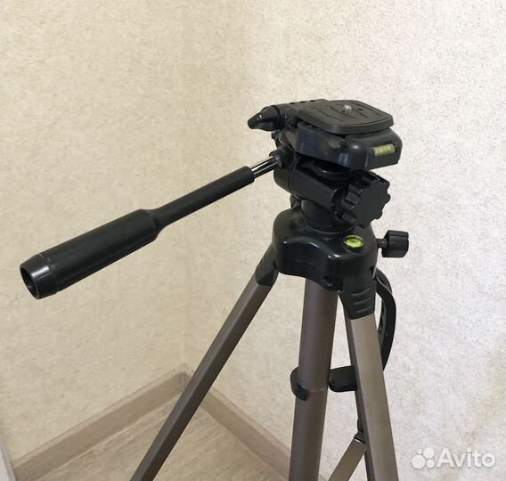 Штатив Continent A3